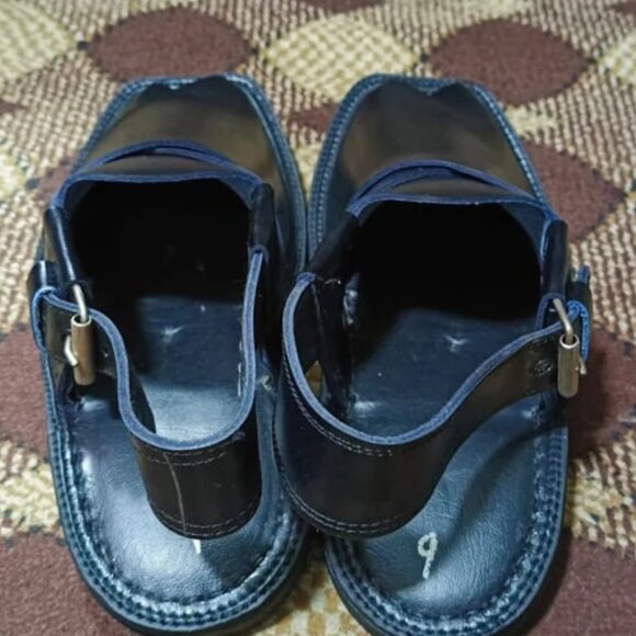 Handmade Black Leather Peshawari Chappal Sandals: Men\'s Tribal Footwear main image 6